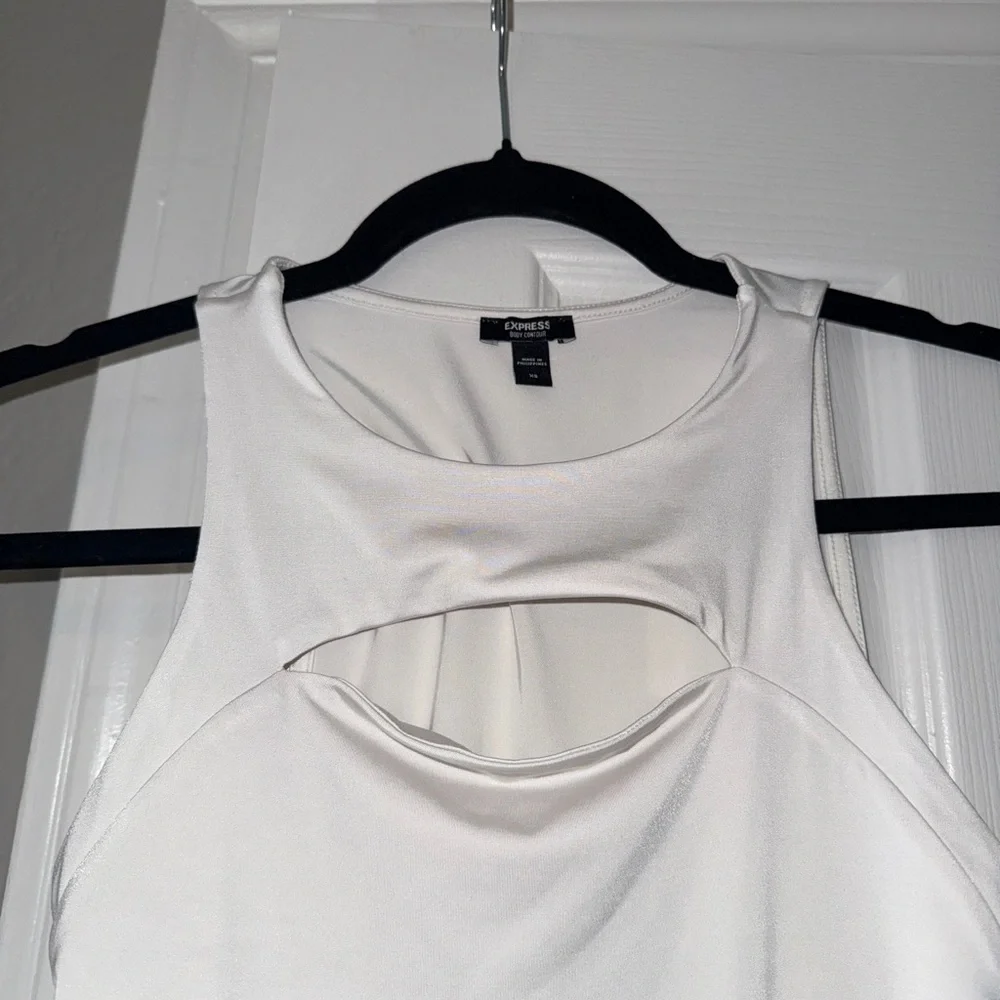 Express White Contour Bodysuit - Picture 4 of 5